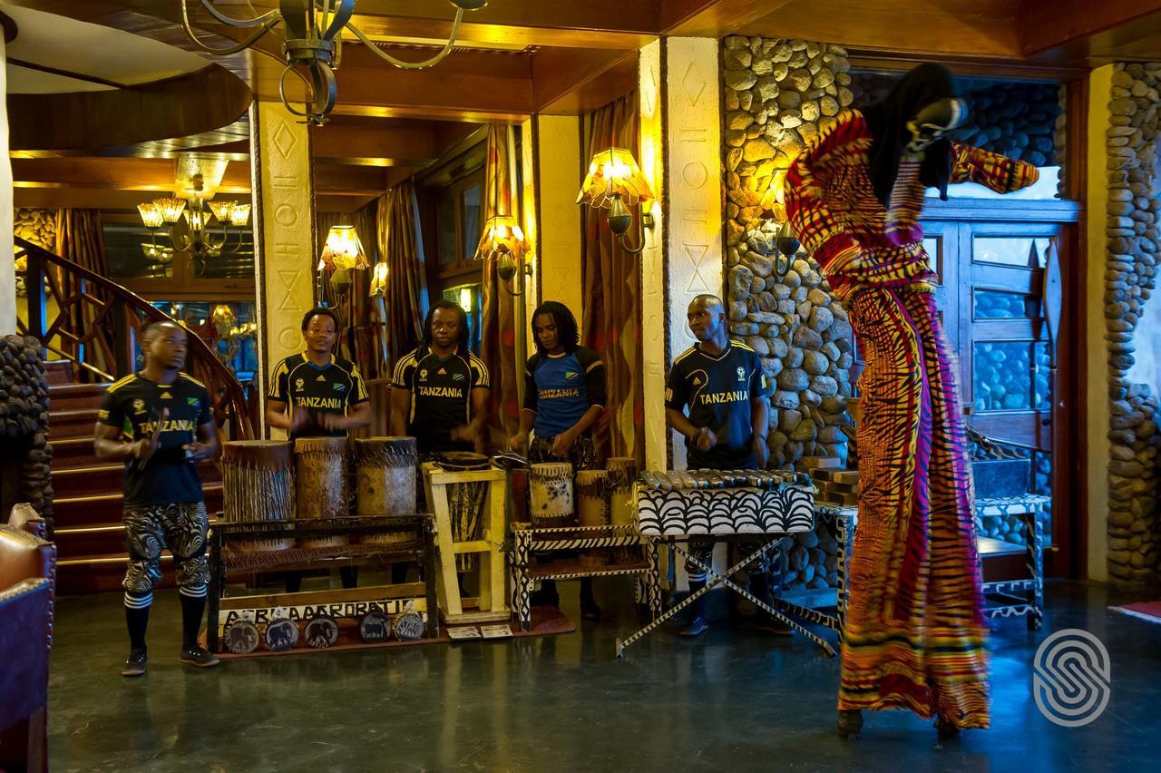 Ngorongoro Serena Safari Lodge Bagian luar foto