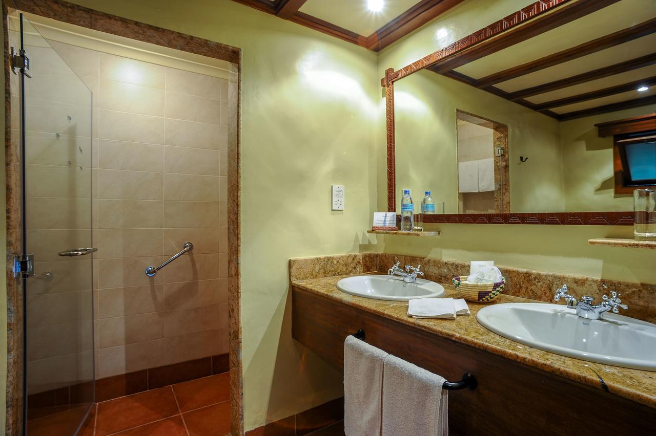 Ngorongoro Serena Safari Lodge Bagian luar foto
